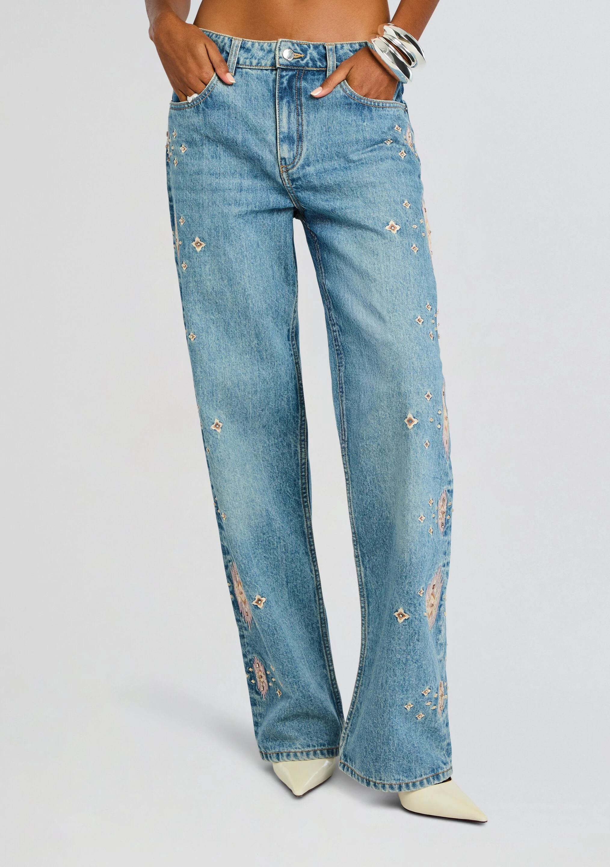 Vero Embroidered Jean - Image 5